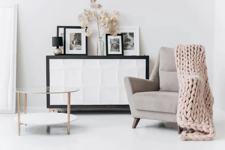 Create a Cozy Space with Neutral Colors and Muted Pastels